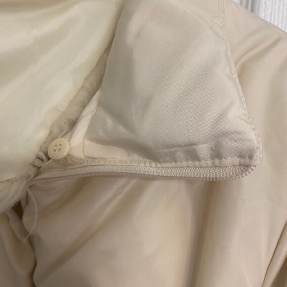 Guess Ivory Puffer Jacket with removable faux-fur collar Size L - Picture 8 of 9